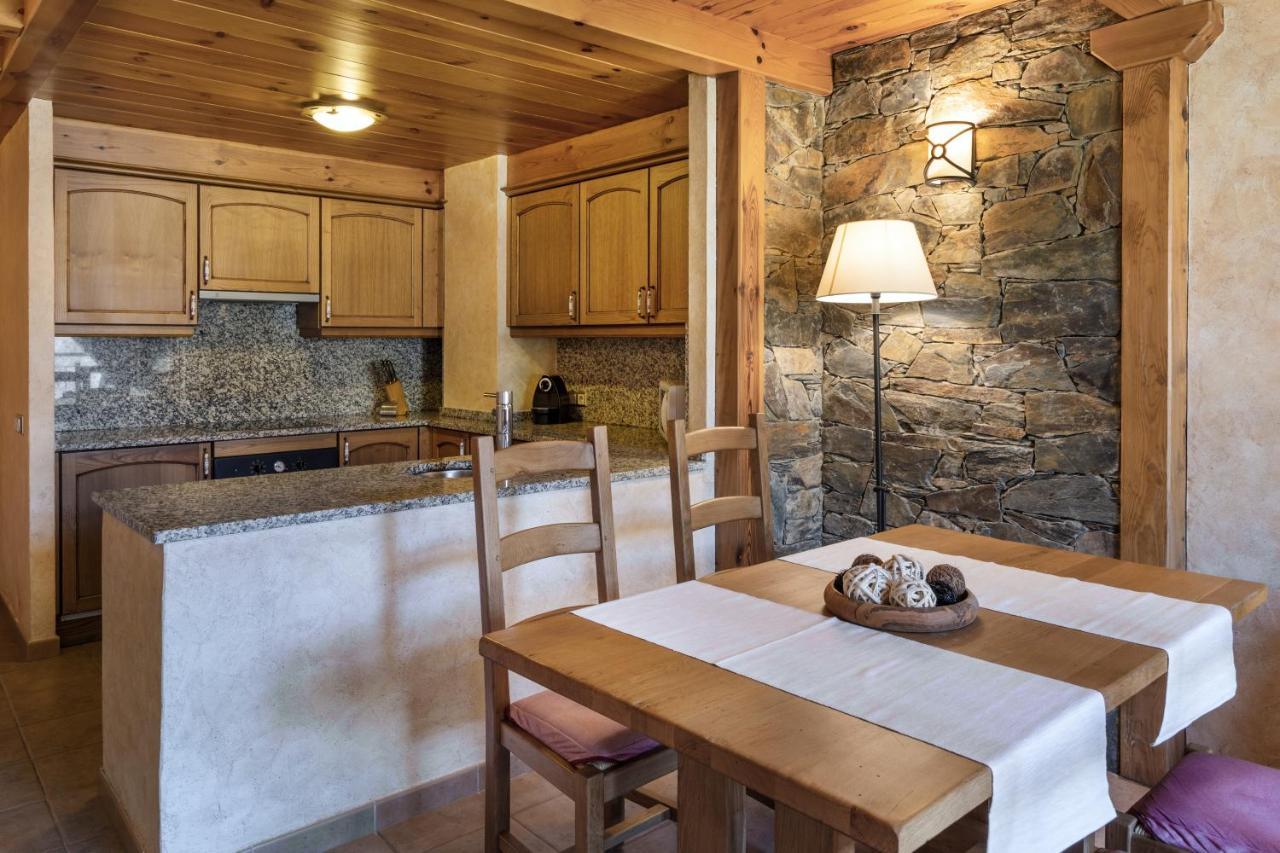Apartaments Els Llacs Bordes d'Envalira Exterior foto