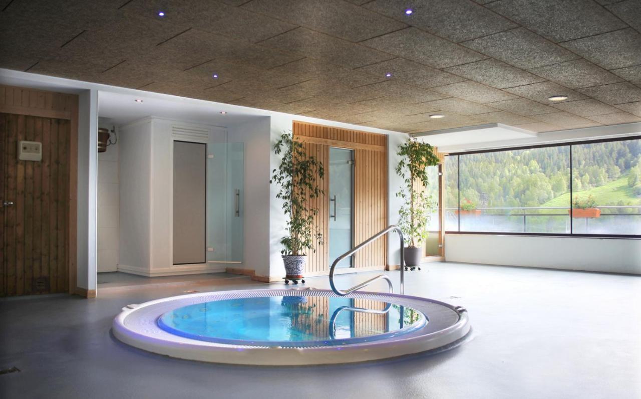 Apartaments Els Llacs Bordes d'Envalira Exterior foto