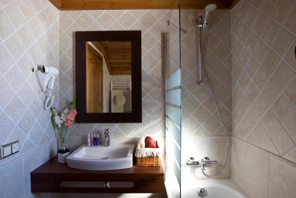 Apartaments Els Llacs Bordes d'Envalira Quarto foto